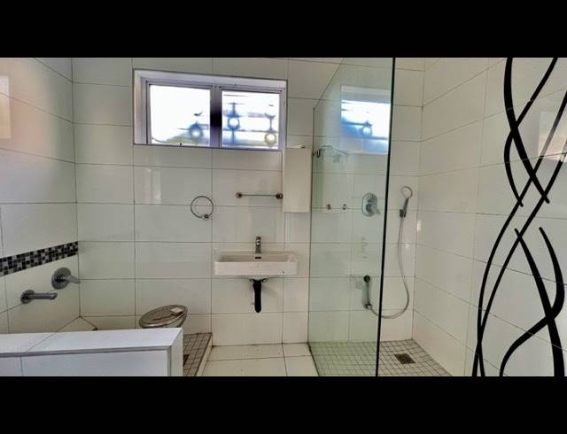 3 BEDROOM HOUSE TO LET IN MORNINGSIDE